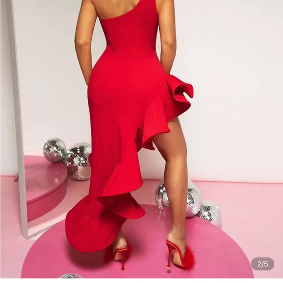 Red Ruffle High-Low Bodycon Dress - Picture 2 of 3